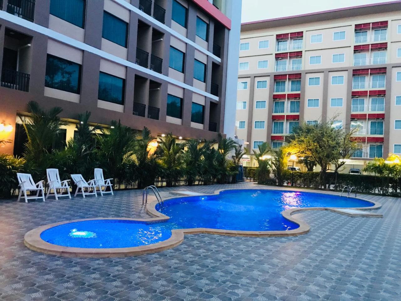 Hotel Atk Garden Hills à Hat Yai Extérieur photo