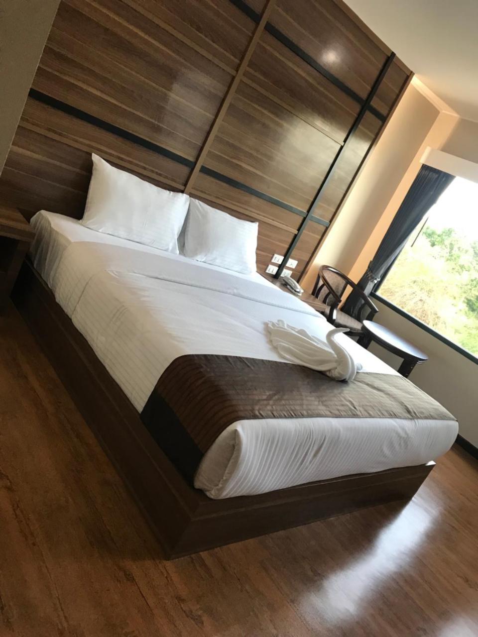 Hotel Atk Garden Hills à Hat Yai Extérieur photo